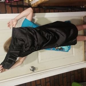 Asymmetry + Cinches + Ruffles 🤩